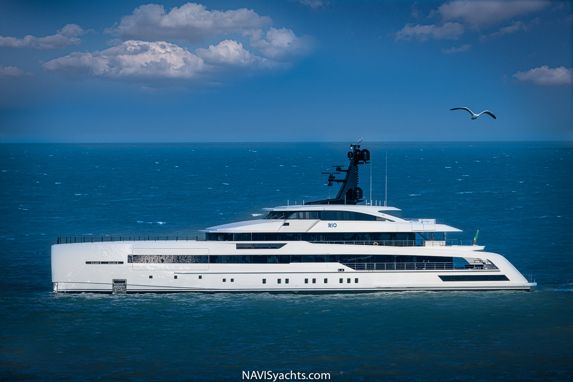 71m Feadship superyacht Juice delivered