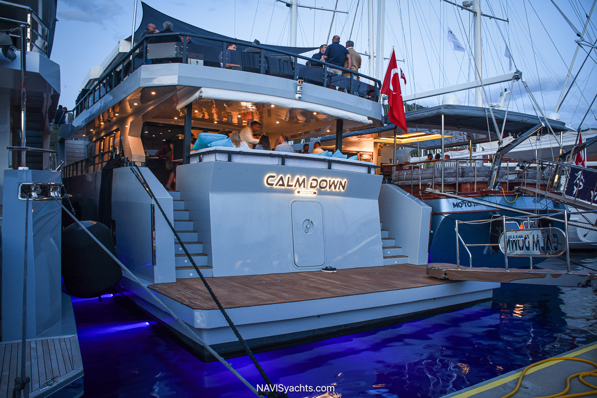 M/Y Calm Down yacht party scene