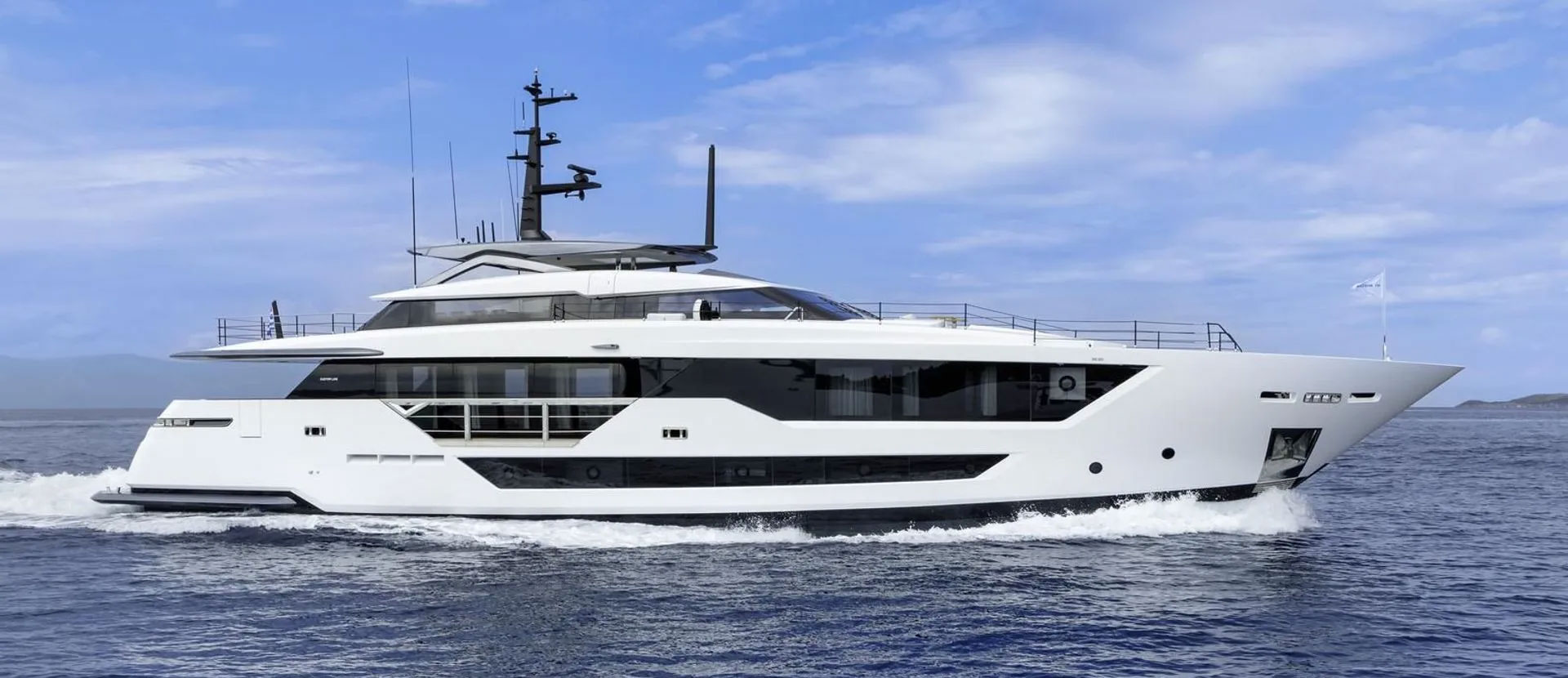 M/Y MISTAKE Joins the IYC Charter Fleet