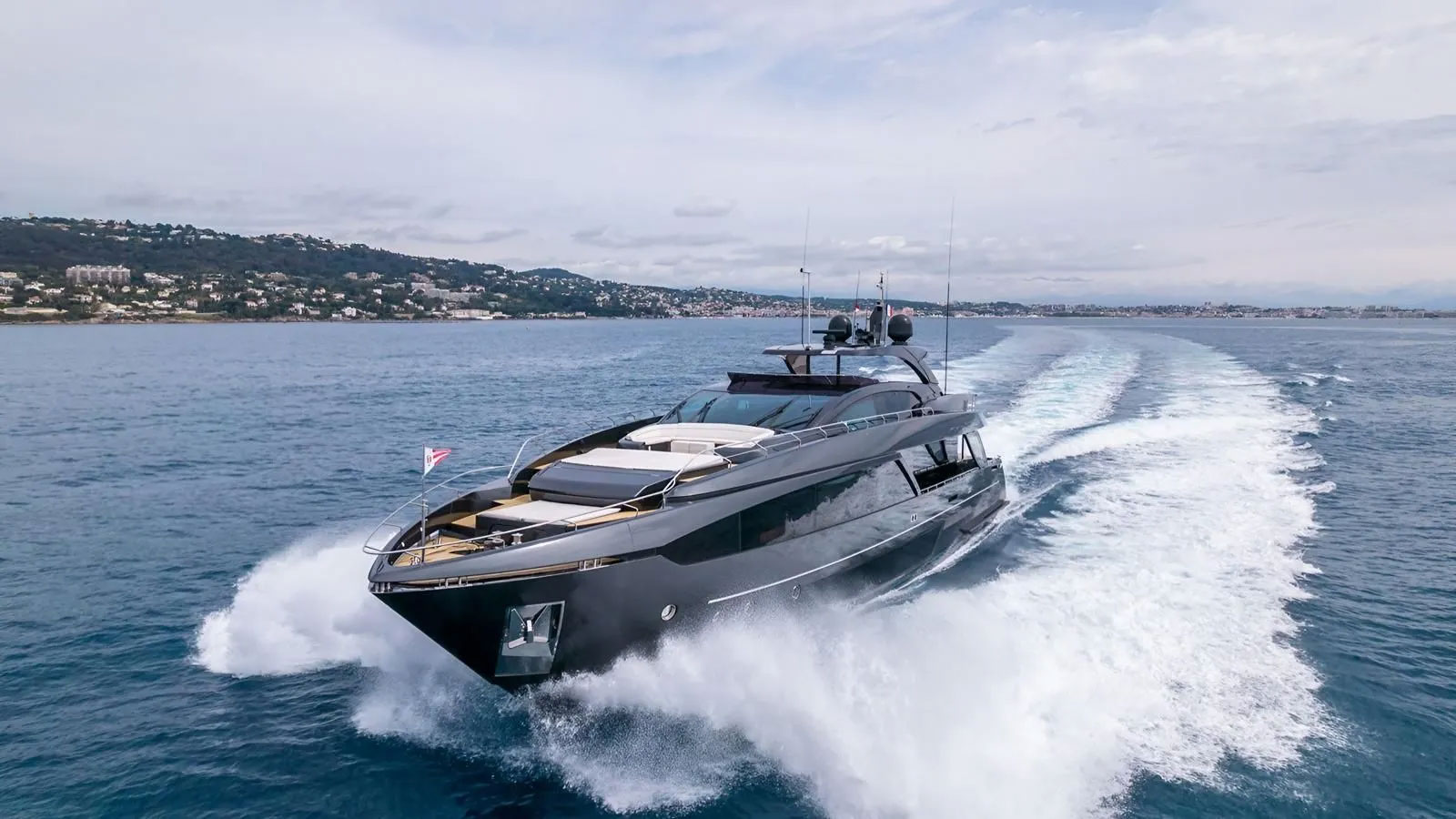 ONYX Joins IYC Sales Fleet: A Captivating Blend of Luxury and Elegance