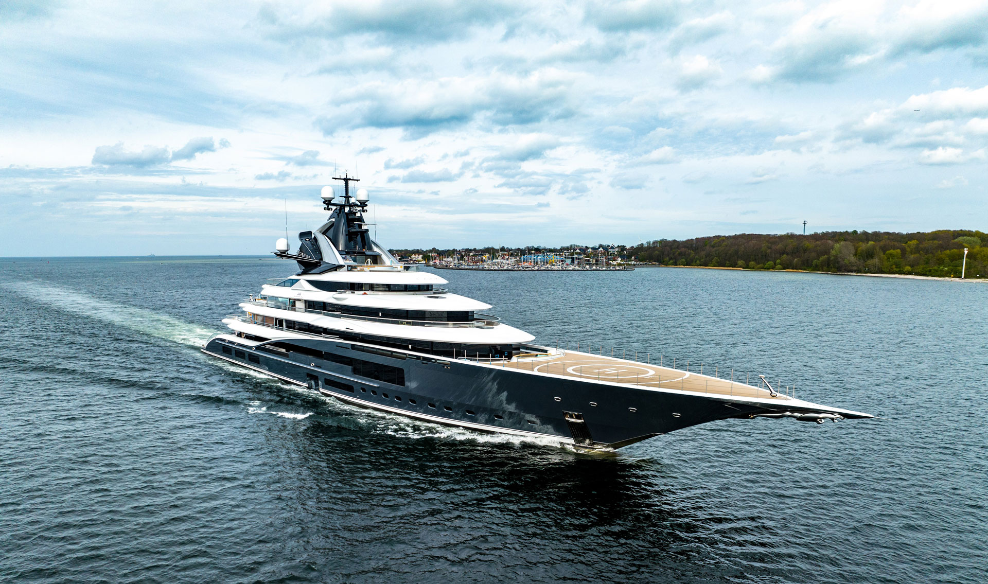 Lürssen Unveils The Stunning 122m Kismet At Monaco Yacht Show 2024 Superyacht News 